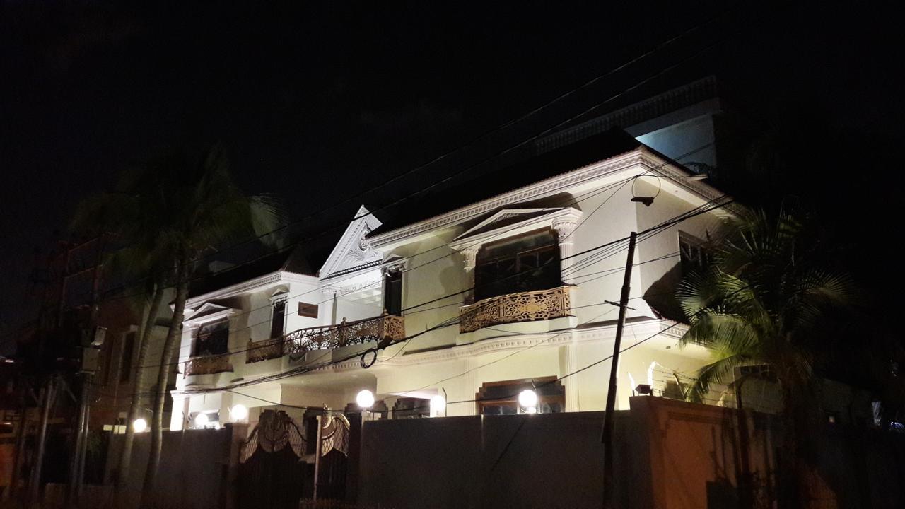 Hotel Seven 7 Karachi Ngoại thất bức ảnh