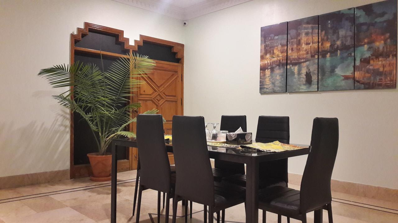Hotel Seven 7 Karachi Ngoại thất bức ảnh