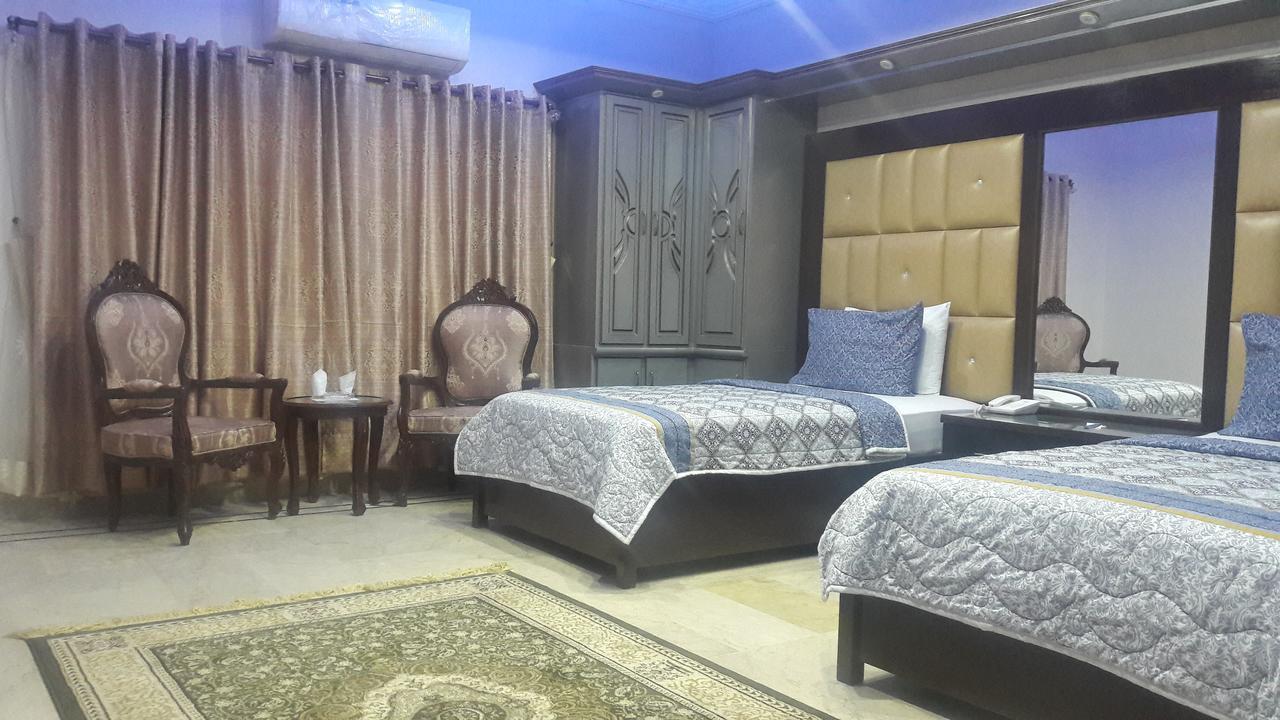 Hotel Seven 7 Karachi Ngoại thất bức ảnh